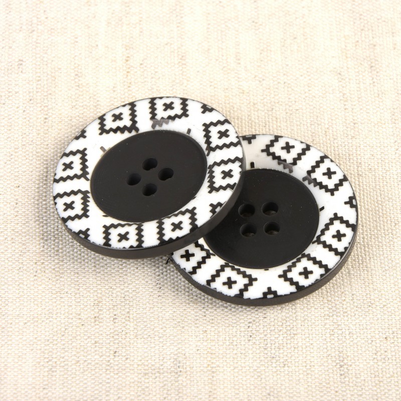 Bouton 4 trous motifs noirs et blancs