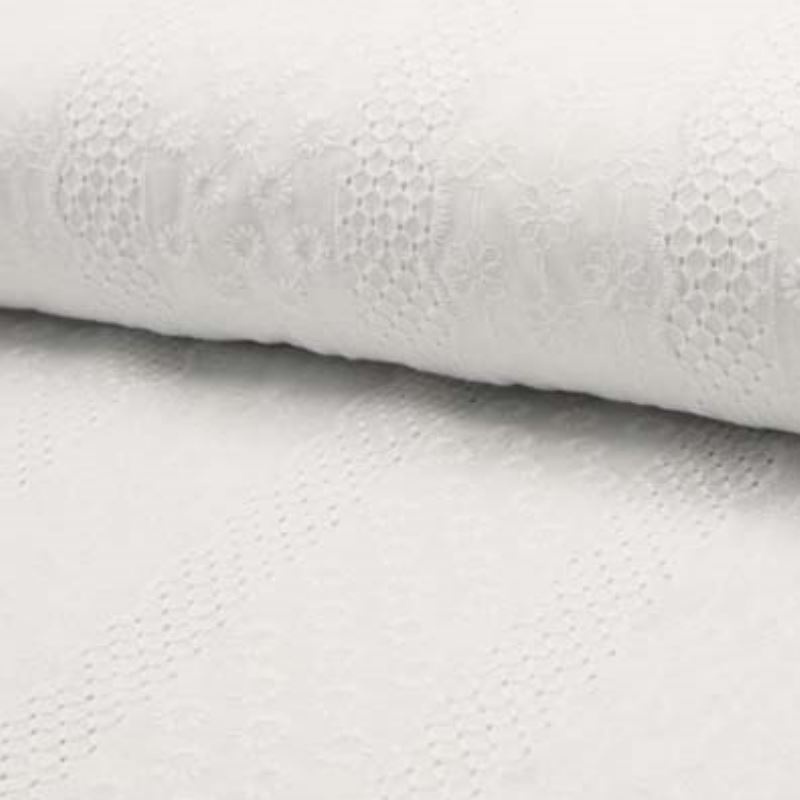 Tissu Broderie Anglaise Petit Motif Floral Blanc