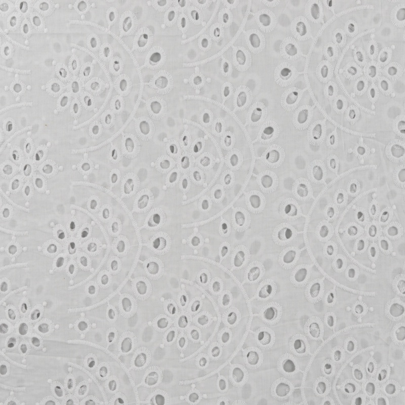 Tissu Broderie Anglaise Demi Soleil Blanc