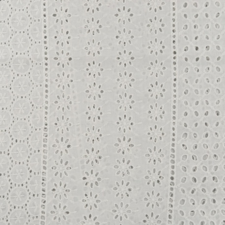 Tissu Broderie Anglaise Multi Motifs Ecru