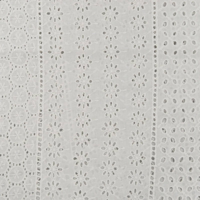 Tissu Broderie Anglaise Multi Motifs Ecru