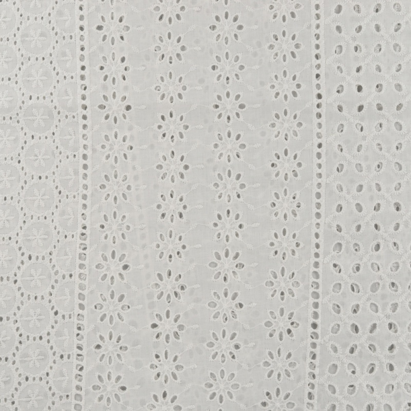 Tissu Broderie Anglaise Multi Motifs Ecru