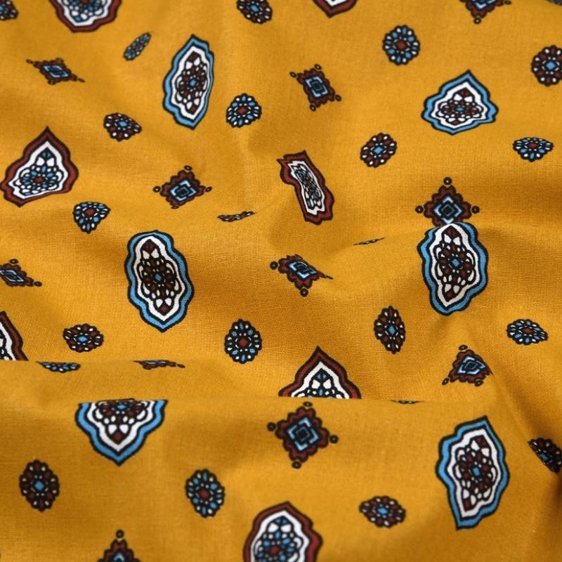 Lot De 3 Coupons Tissu Provençal - Motifs Colorés Pour Couture Enfant, En Parfait état