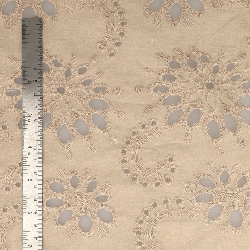 Tissu Broderie Anglaise Vintage Fleuri - Coton 135x114 Cm - Pour Vêtements Enfants Ou Poupées