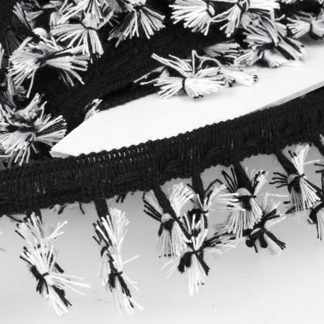 Galon pompons