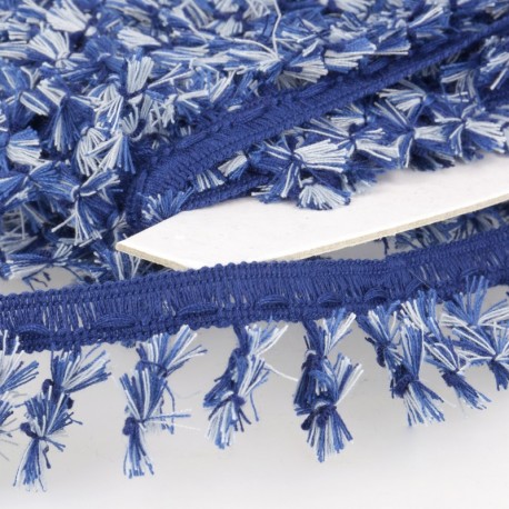 Galon pompons