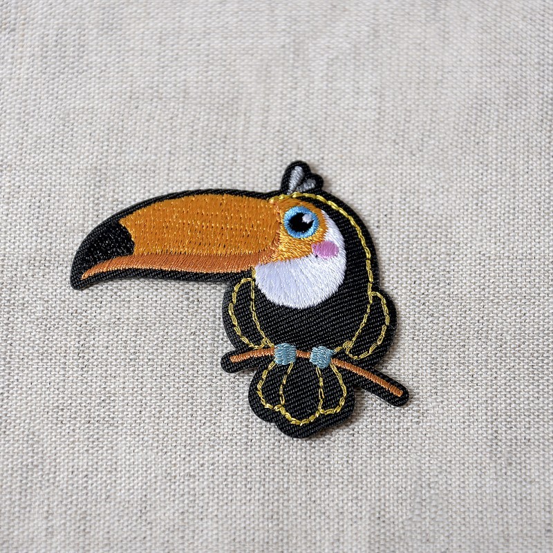 M ecusson oiseaux exotiques - Toucan