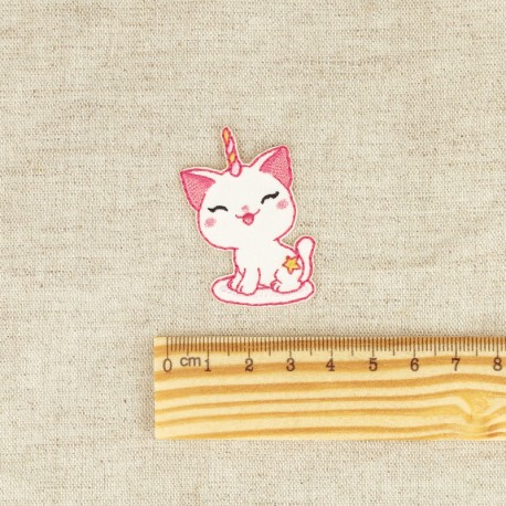 S ecusson chat licorne - Souriant