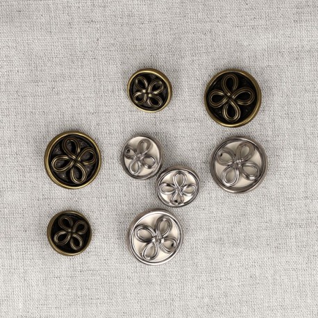 Bouton metal fleur
