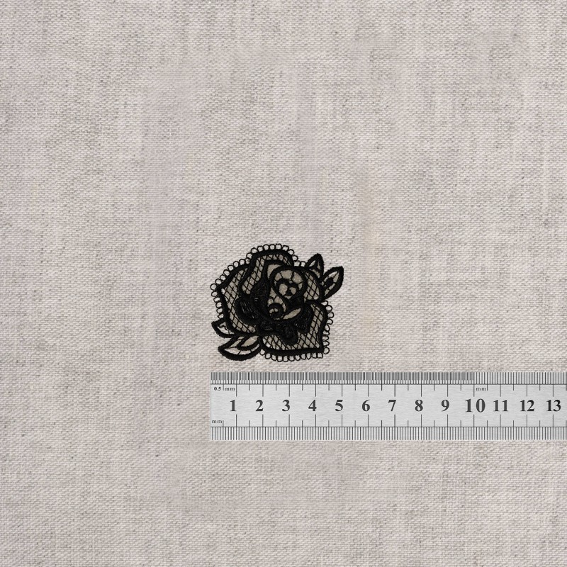 S ecusson en dentelle - Rose noir