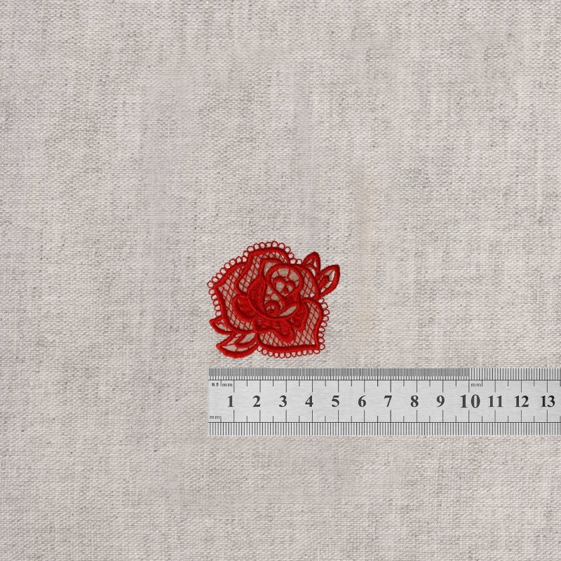 S ecusson en dentelle - Rose rouge
