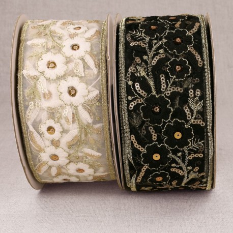 Galon brodé paillettes