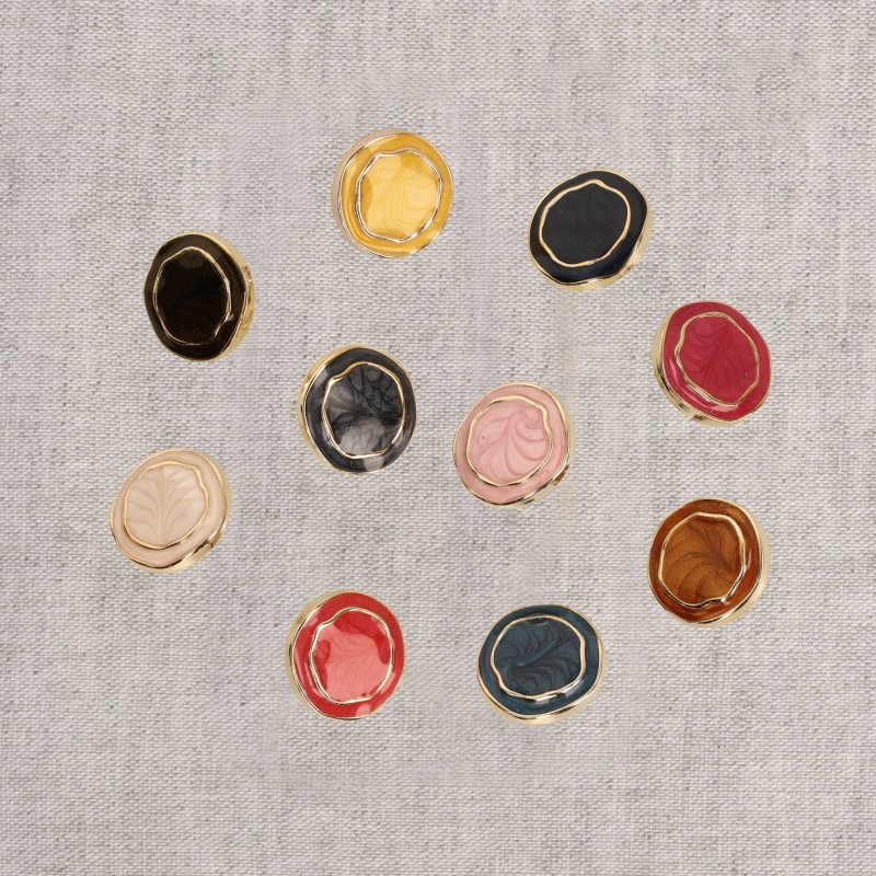 Bouton aspect métal émaillé