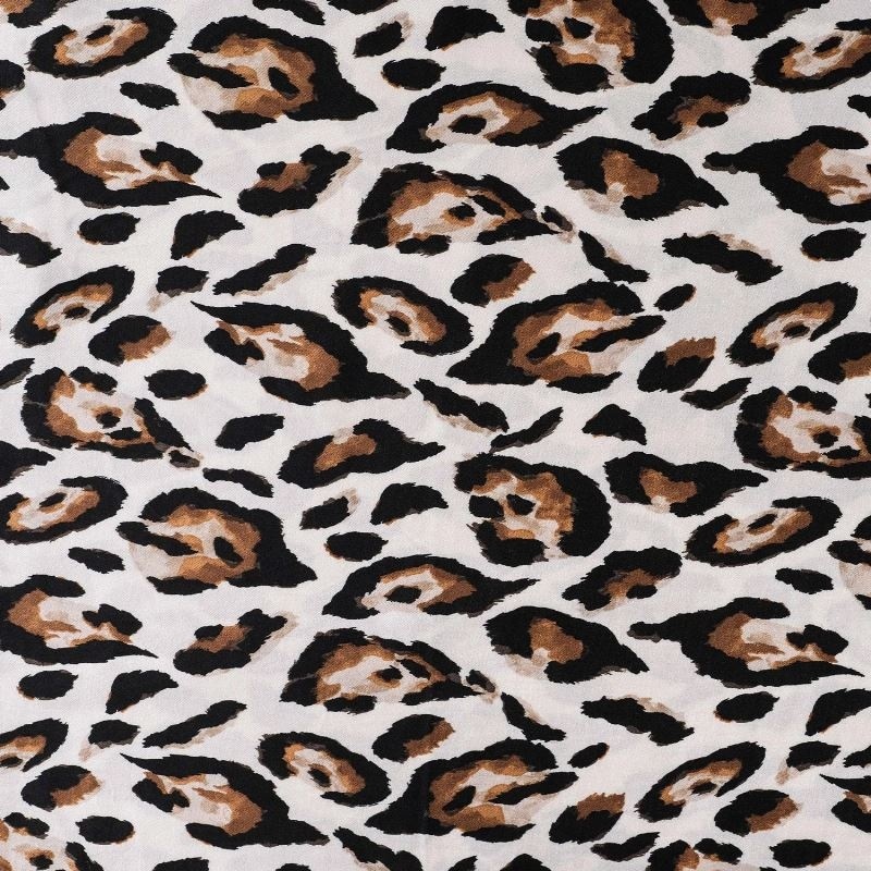 Tissu Satin de Viscose Imprimé Léopard Sable