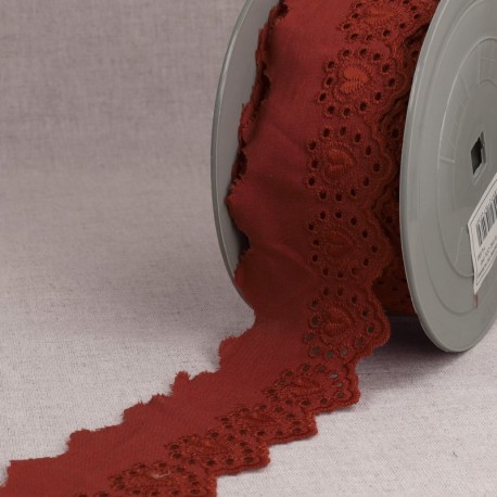 Broderie coeurs