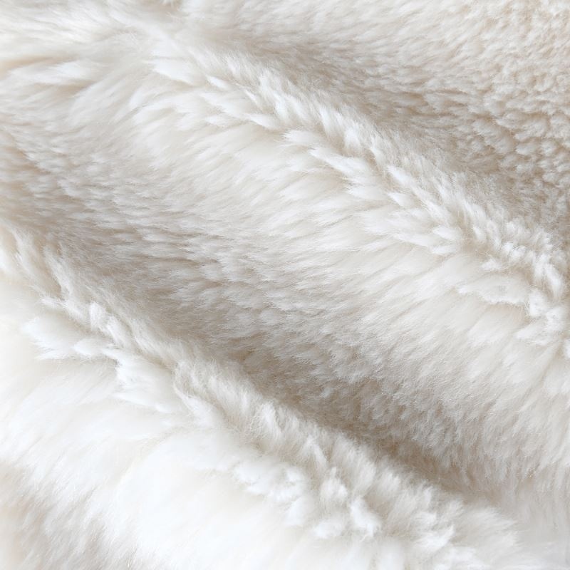 Tissu Fausse Fourrure Winnie Blanc