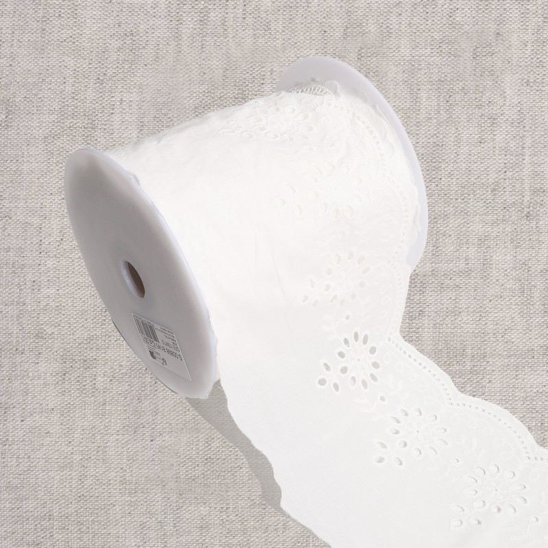 Broderie fleurs  Blanc