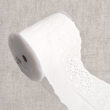 Broderie fleurs 3 rangs  Blanc