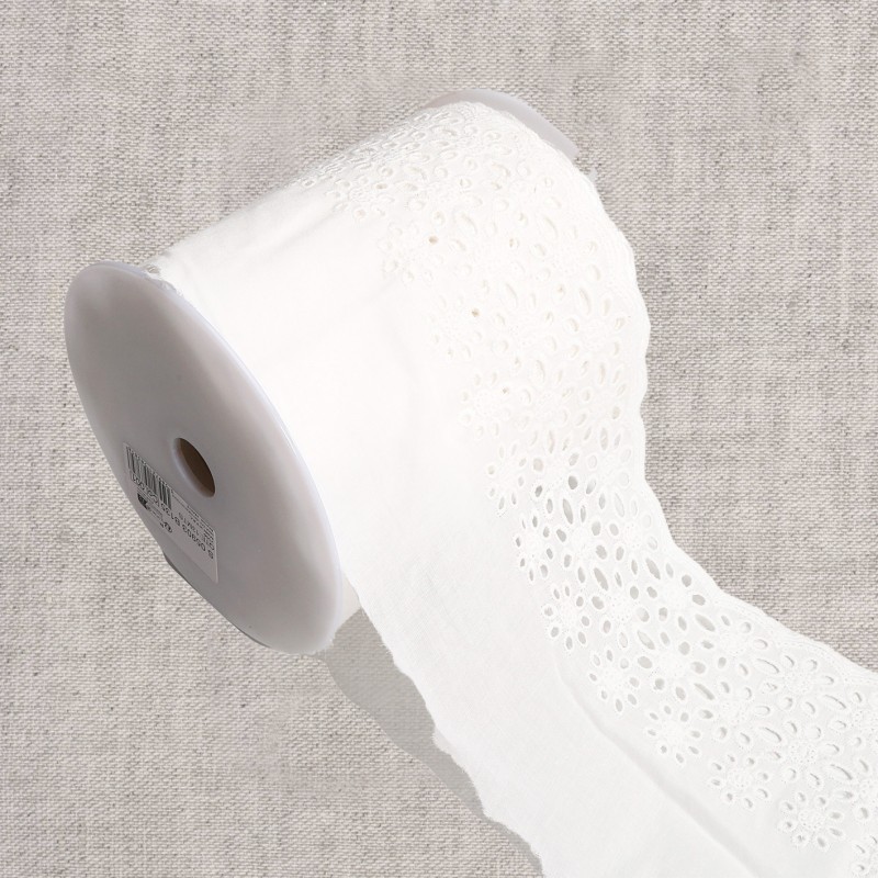Broderie fleurs 3 rangs  Blanc