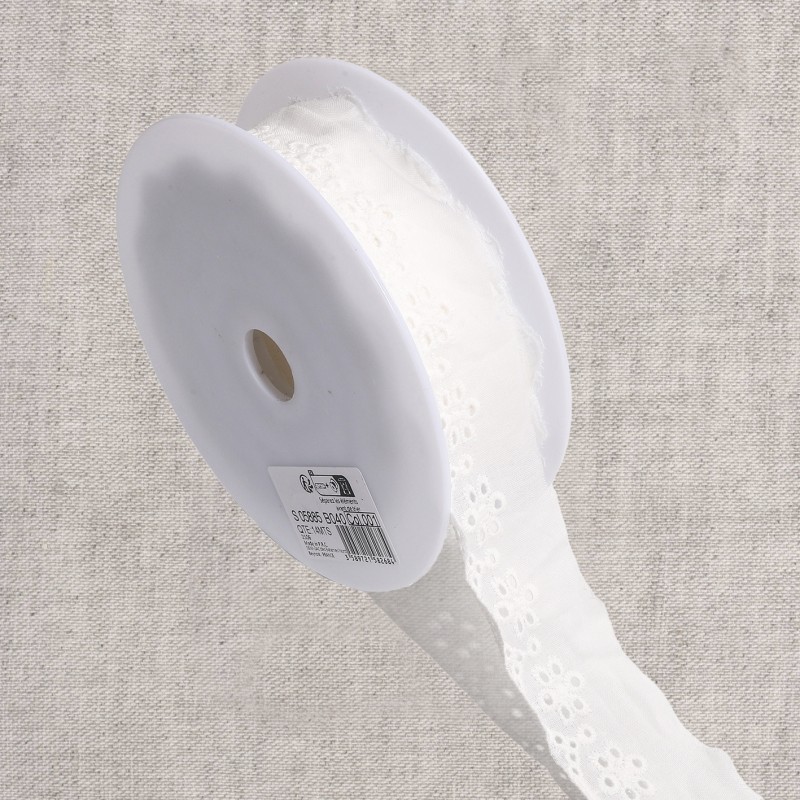 Broderie fleurs  Blanc