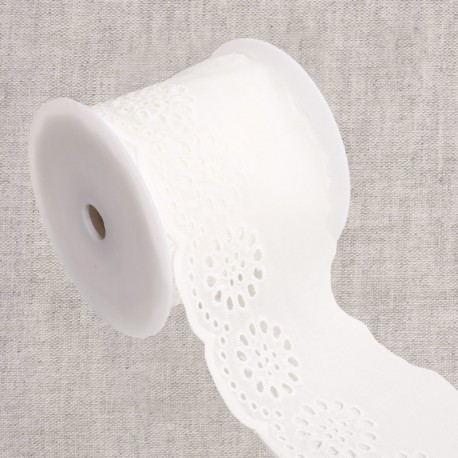 Broderie rosaces  Blanc