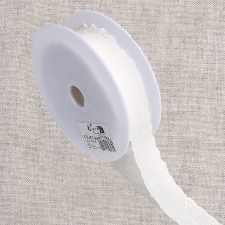 Broderie fleurs  Blanc