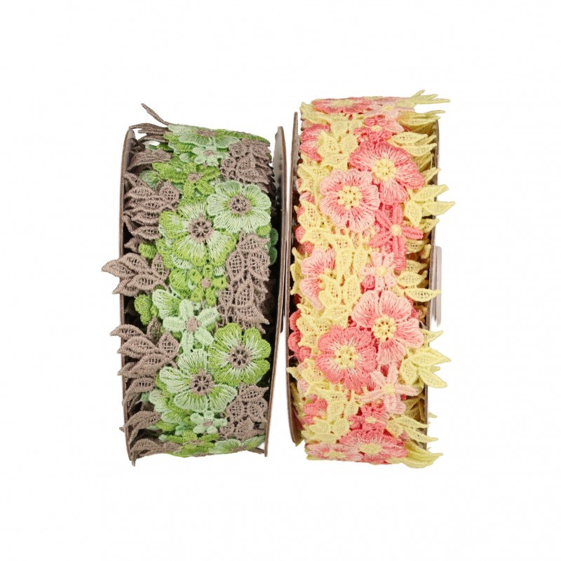 Galon brodé bouquets