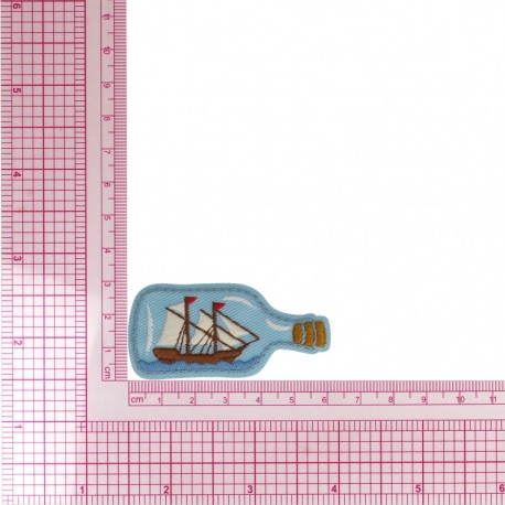 M ecusson marin - Bouteille