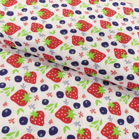 Tissu Coton Imprimé Strawberries & Blue