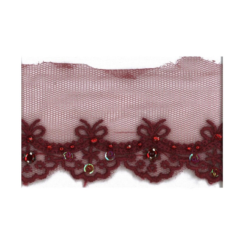 Broderie tulle strass paillettes