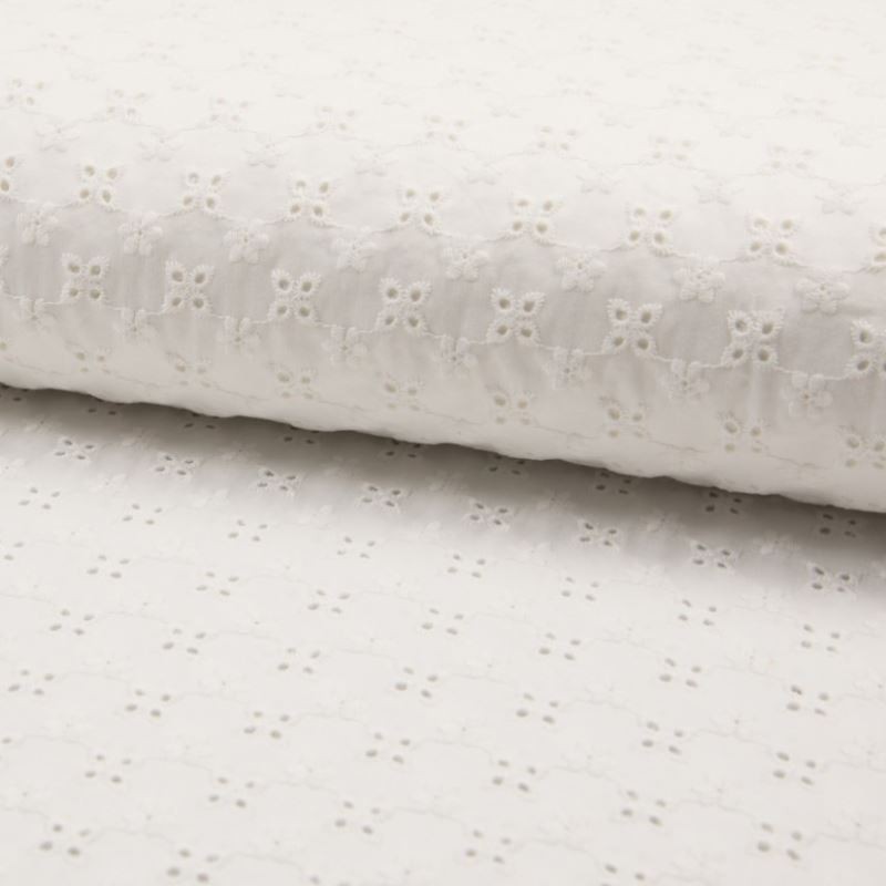 Tissu Broderie Petite Fleur Ecru 