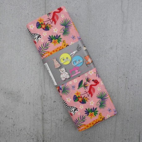 Coupon de Tissu Imprimé motif animaux rose