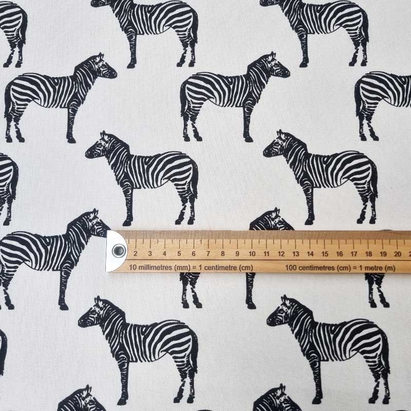 Tissu D'ameublement En Coton 100%, Imprimé Zèbre Fantaisie - 2 Carrés Doubles, Fait En Italie