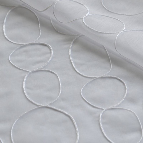 Tissu Voile Brodé Ritournel Blanc