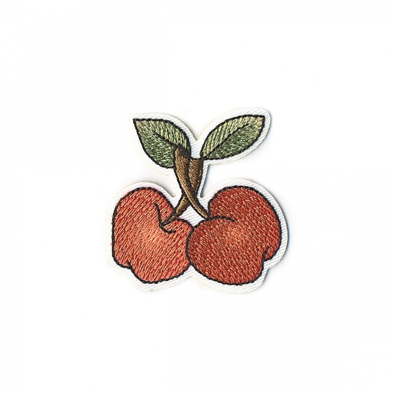 Ecusson  cerises 4,5x4,5cm