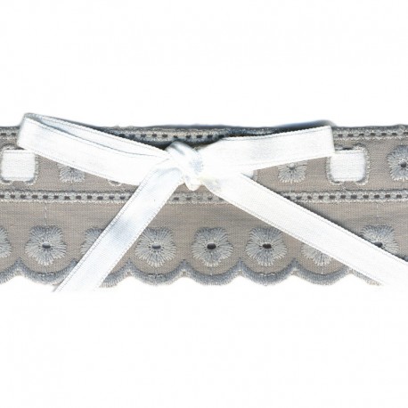 Broderie anglaise