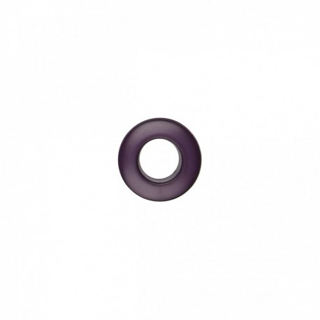Oeillet polyester