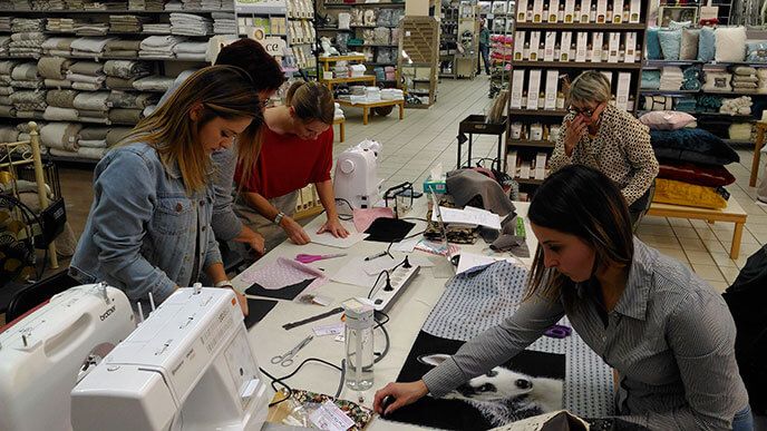 Atelier de Couture dans le magasin Le Maison d'Ursule à Carcassonne